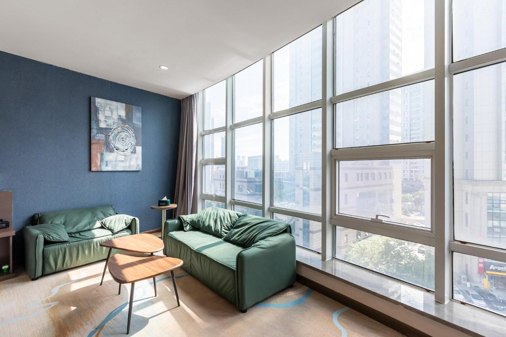 Holiday Inn Express Shenyang North Station By Ihg Экстерьер фото